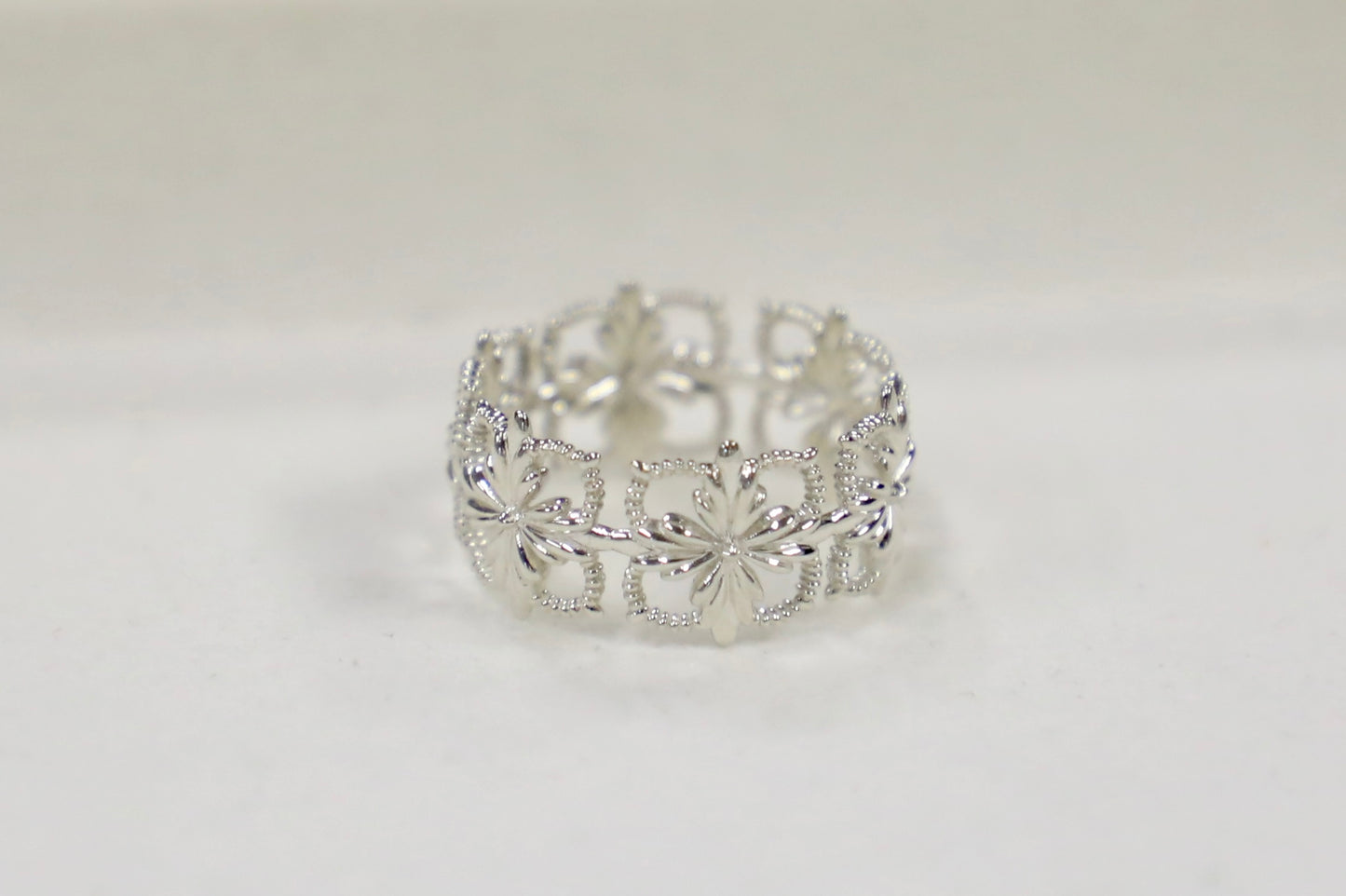 Leaf Lace Ring
