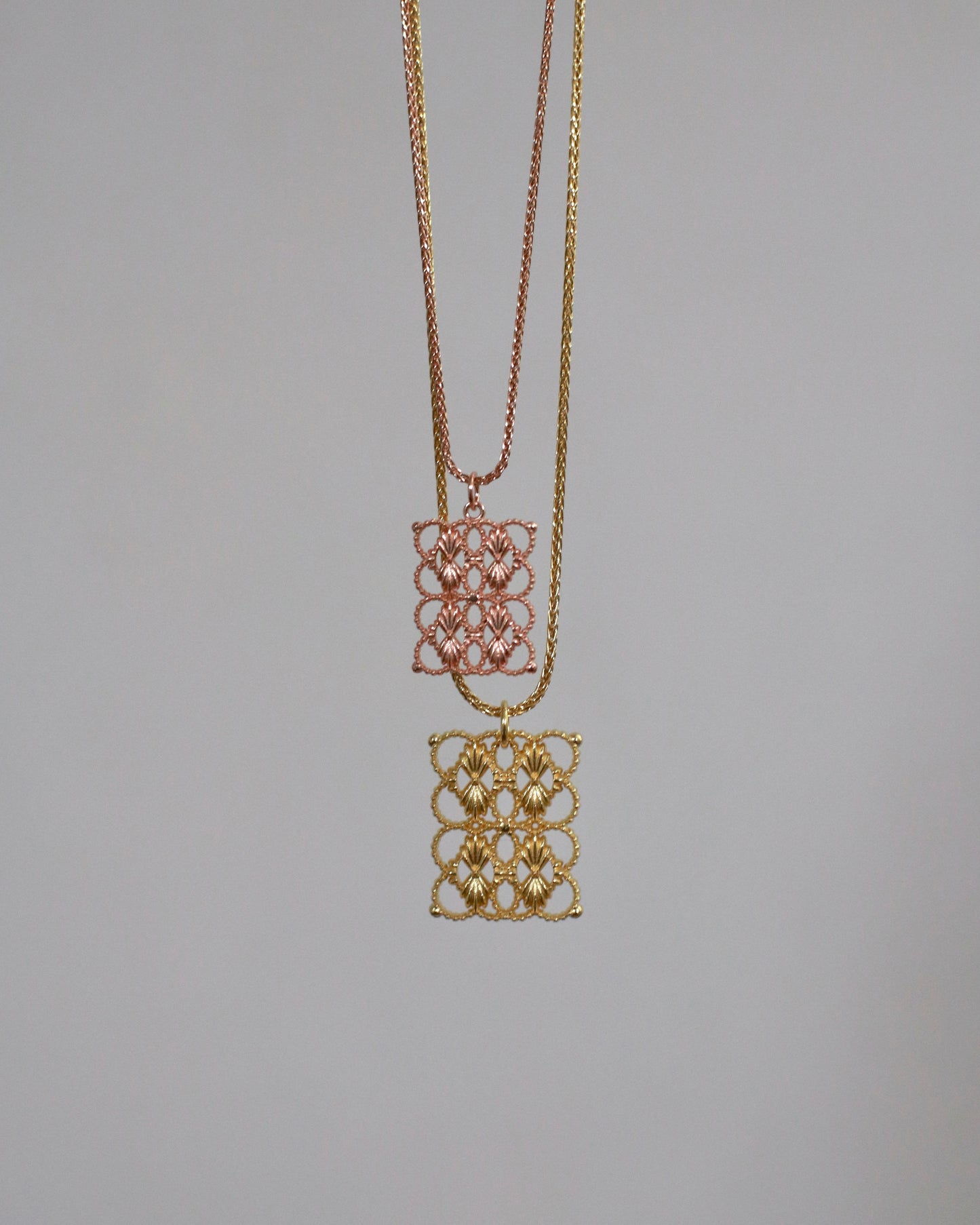Shell Lace Necklace